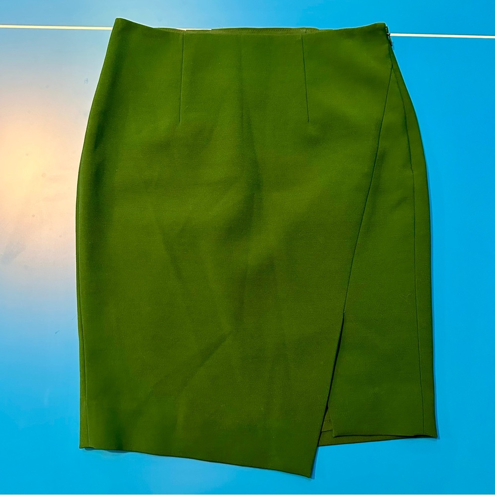 White House Black Market Green Pencil Skirt